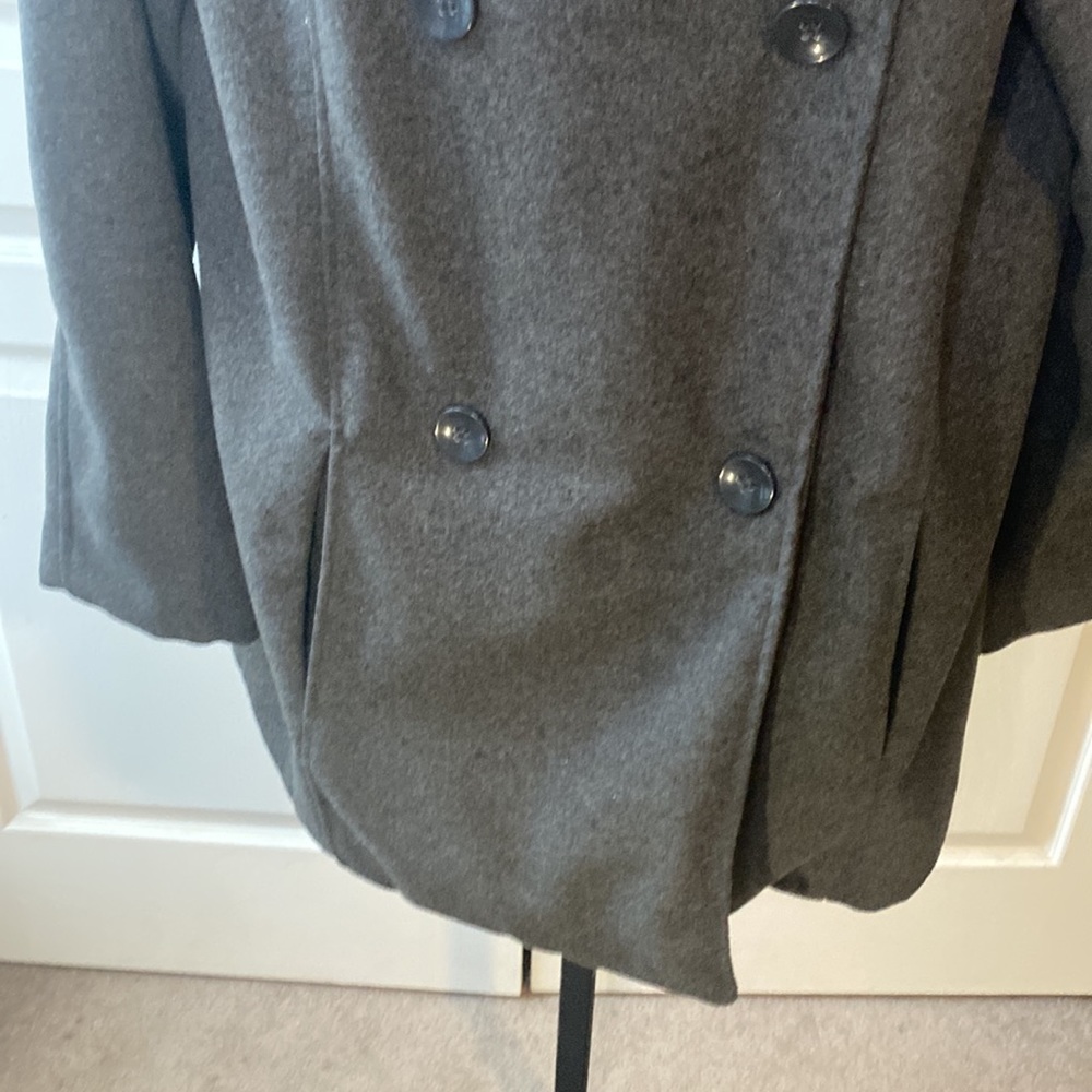 WOMEN’S PRE-OWNED GRAY DOUBLE-BREAST COAT - Picture 3 of 12